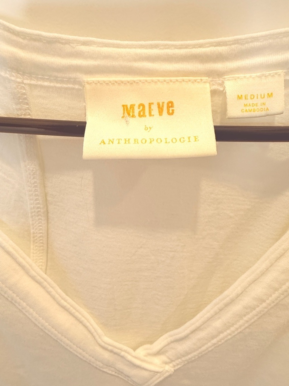 Maeve by Anthropologie White Flutter Sleeve V-Neck Top medium ruffles - Picture 4 of 4